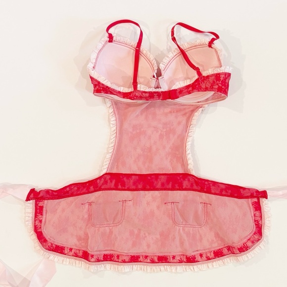 Victoria’s Secret 34C French Maid Red Lace Apron Lingerie - Picture 3 of 7